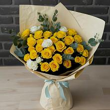 Букет цветов из:  Розы в Поселке имени Морозова