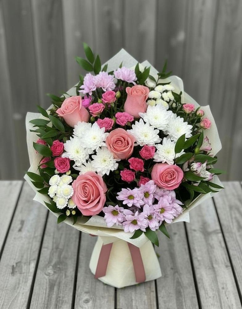 Букет цветов из: Альстромерии, Гвоздики, Розы и Хризантемы в Поселке имени Морозова