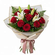 Букет цветов из:  Лилии и Розы в Поселке имени Морозова