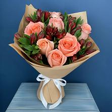 Букет цветов из:  Розы и Альстромерии в Поселке имени Морозова