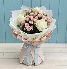 Букет цветов из:  Розы в Поселке имени Морозова