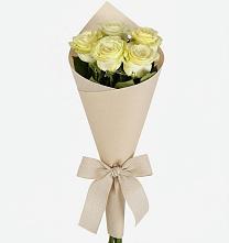 Букет цветов из:  Розы в Поселке имени Морозова
