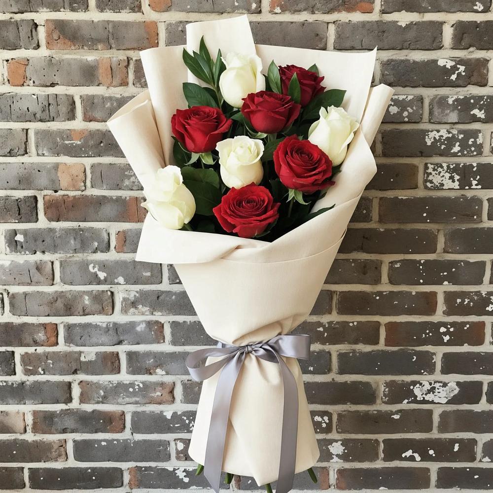 Букет цветов из: Розы в Поселке имени Морозова