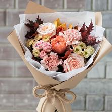 Букет цветов из:  Гвоздики, Хризантемы и Розы в Поселке имени Морозова