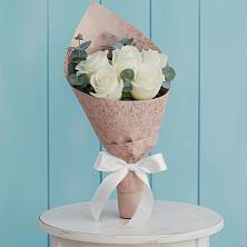 Букет цветов из:  Розы в Поселке имени Морозова