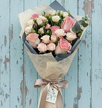 Букет цветов из:  Розы в Поселке имени Морозова