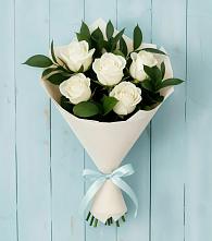 Букет цветов из:  Розы в Поселке имени Морозова