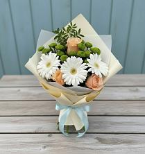 Букет цветов из:  Герберы, Розы и Хризантемы в Поселке имени Морозова