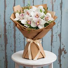 Букет цветов из:  Орхидеи и Розы #REPLACE_PRED# Поселке имени Морозова